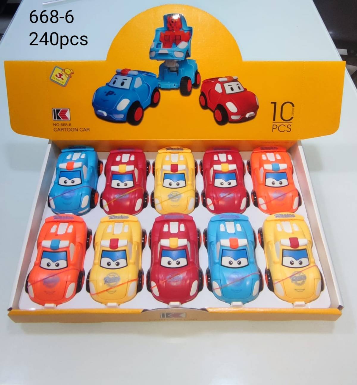 Zoom Buddies pull-back cartoon cars – 10 colorful mini toy cars for kids from an online toy shop. Available at trusted online toy stores offering cheap toys online.